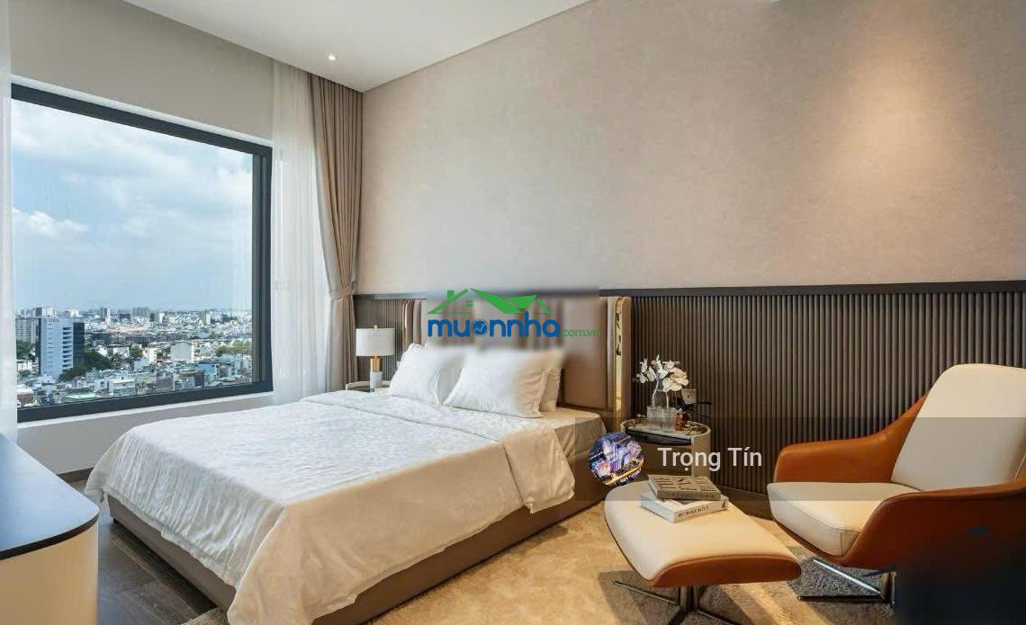 Cho thuê căn hộ penhouse 4 phòng ngủ hà đô centrosa q10 view q1