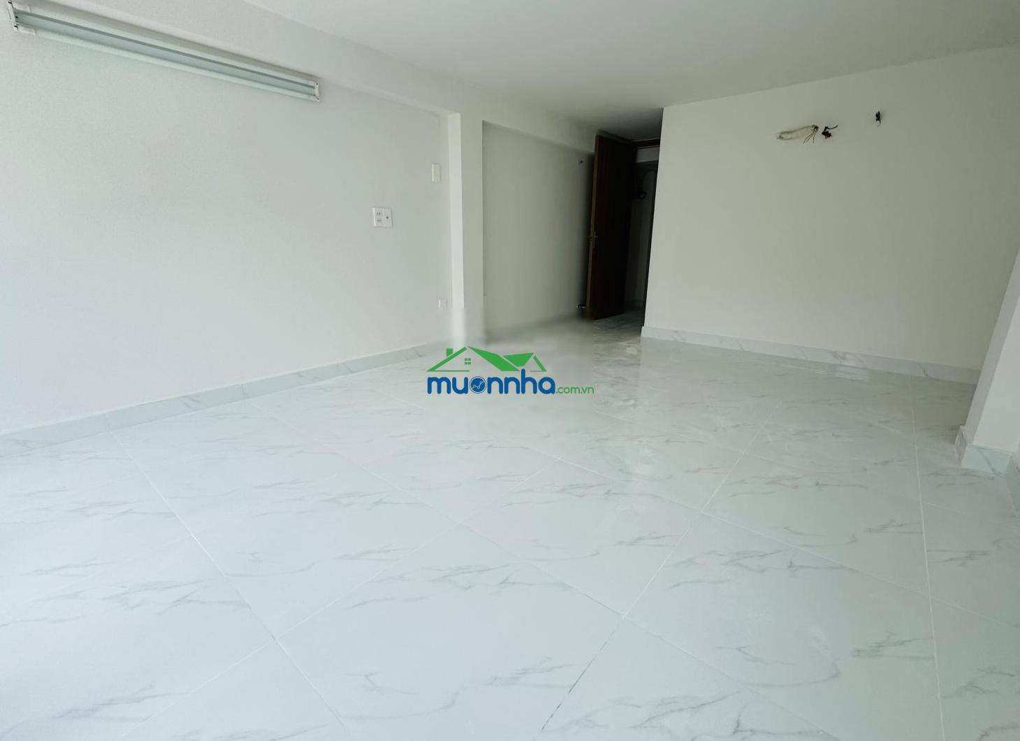 Đường 10m có lề "lạc long quân" 5 tầng đẹp ở ngay - 56m2 chỉ hơn 9 tỷ - 3