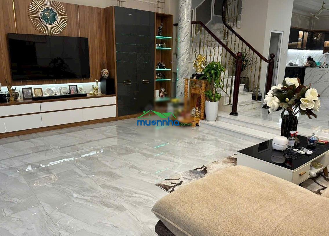 Nhà 4 tầng cực đẹp, dt 113 m2, ngang 6.4 m, dòng tiền mạnh, giá siêu tốt