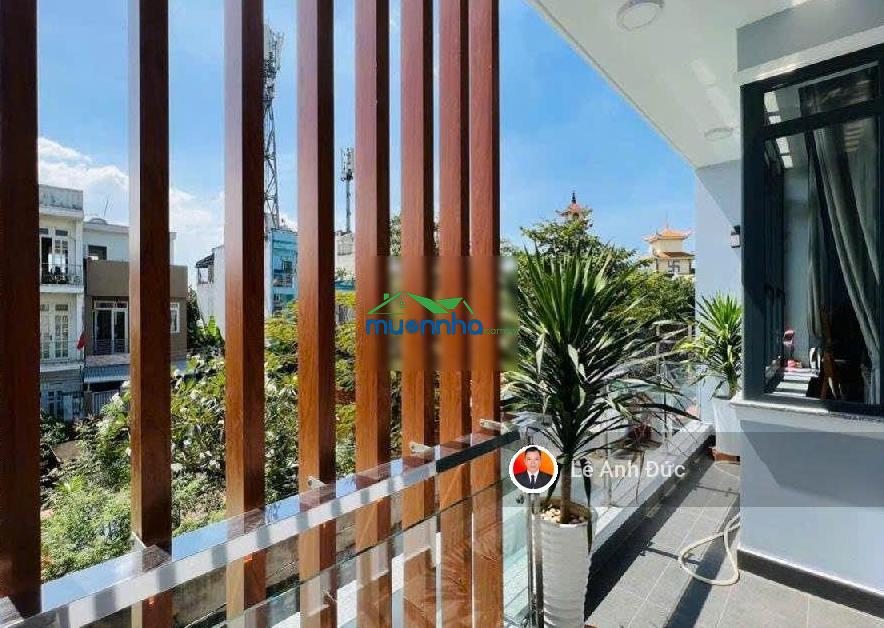 Nhà mới đẹp tặng full nội thất - ngang 6m - nhà 3 tầng hoàn công đầy đủ - hxh đỗ cửa chỉ 9,3 tỷ