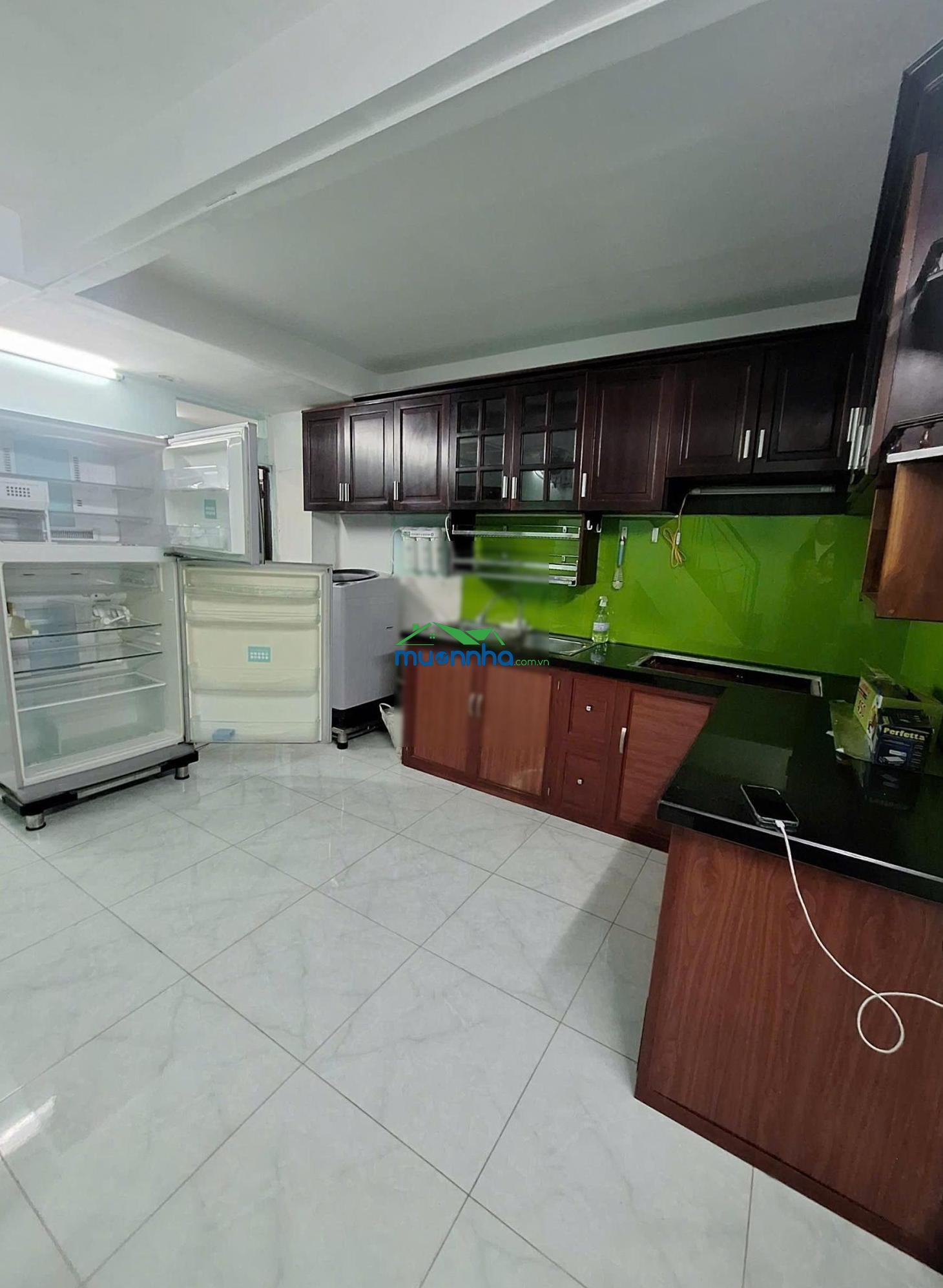 Bán nhà quận 7, ngay chợ lý phục man, dt: 50m² ngang 6m giá chỉ 4.25 tỷ còn bớt