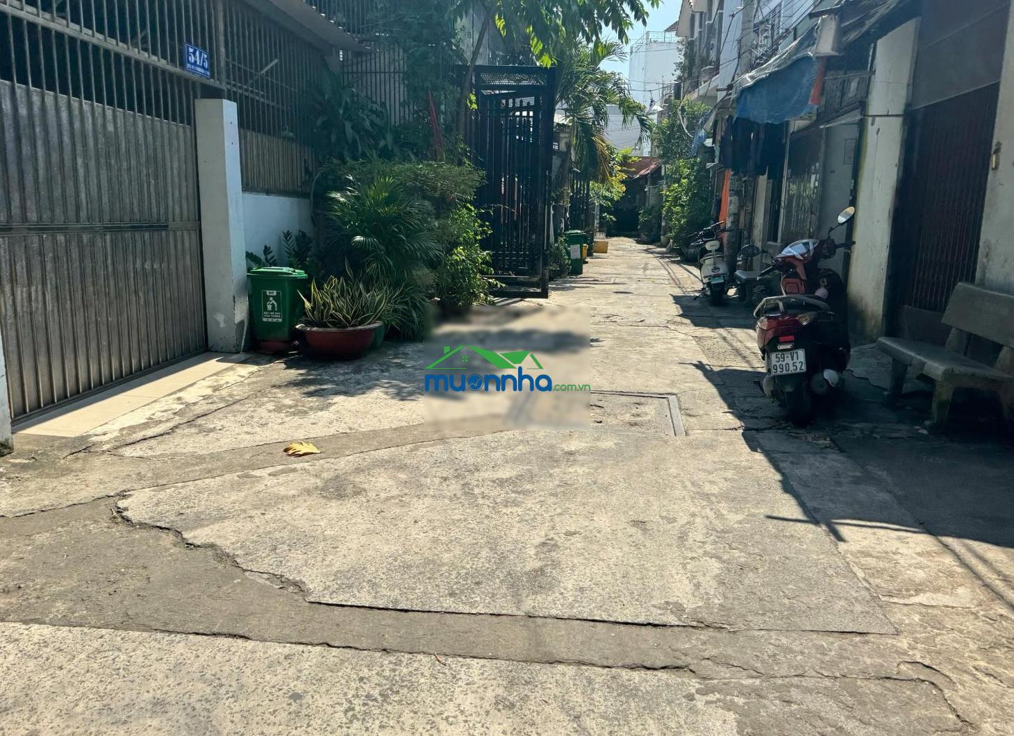 Dãy trọ chính chủ gửi cần bán gấp thuộc phường đông hưng thuận q12 dt: 10 x 20m giá: 10tỷ800tr