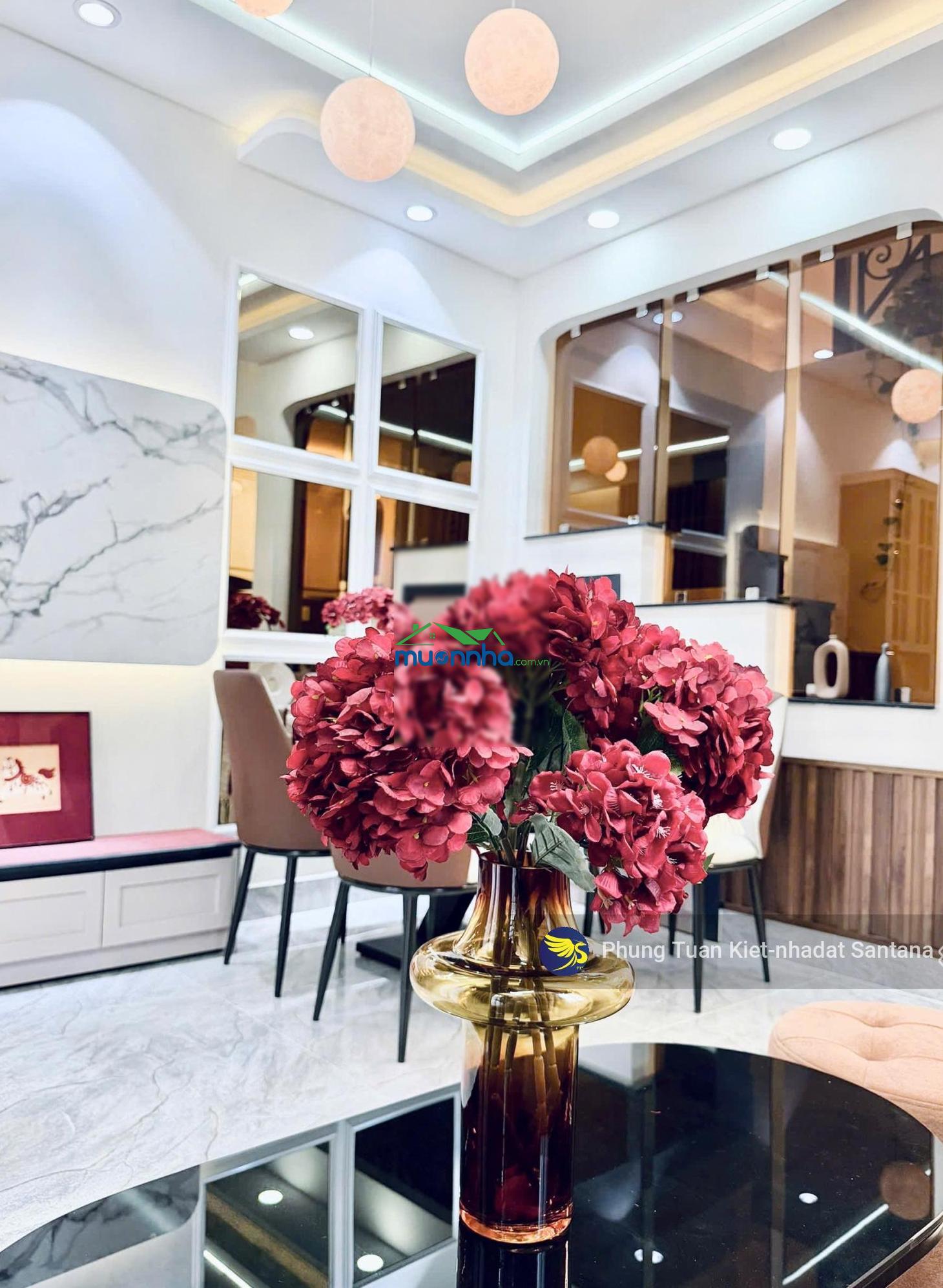 Tuyệt phẩm nhà phố 03 tầng đẹp lung linh, full nội thất cao cấp hẻm xe hơi khu vip huỳnh văn bánh - 4