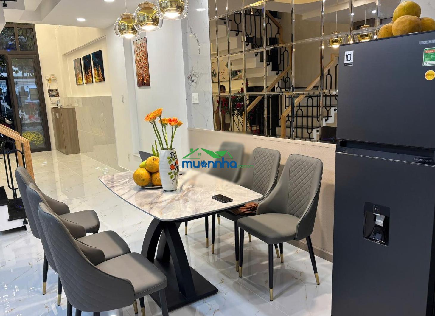 Bán nhà ngay chân cầu vượt ngã tư ga, khu đồng bộ cao tầng