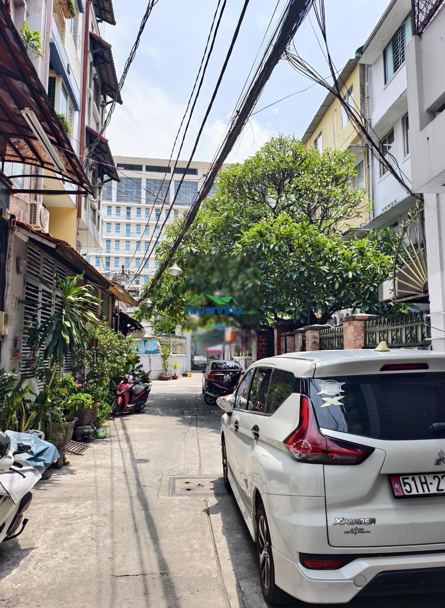 Bán nhà góc 2 mặt tiền nguyễn trãi, quận 1 || dt: 18 x 26m (306m2) || giá 82 tỷ (chỉ 267tr/m2)