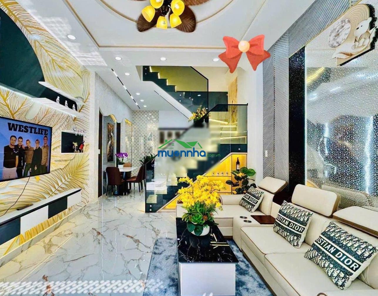 Cần bán gấp căn nhà nguyễn hữu cảnh đường ô tô p22 bình thạnh, 4,770ty/dt 67,5m2, cho thuê 21tr/th - 4