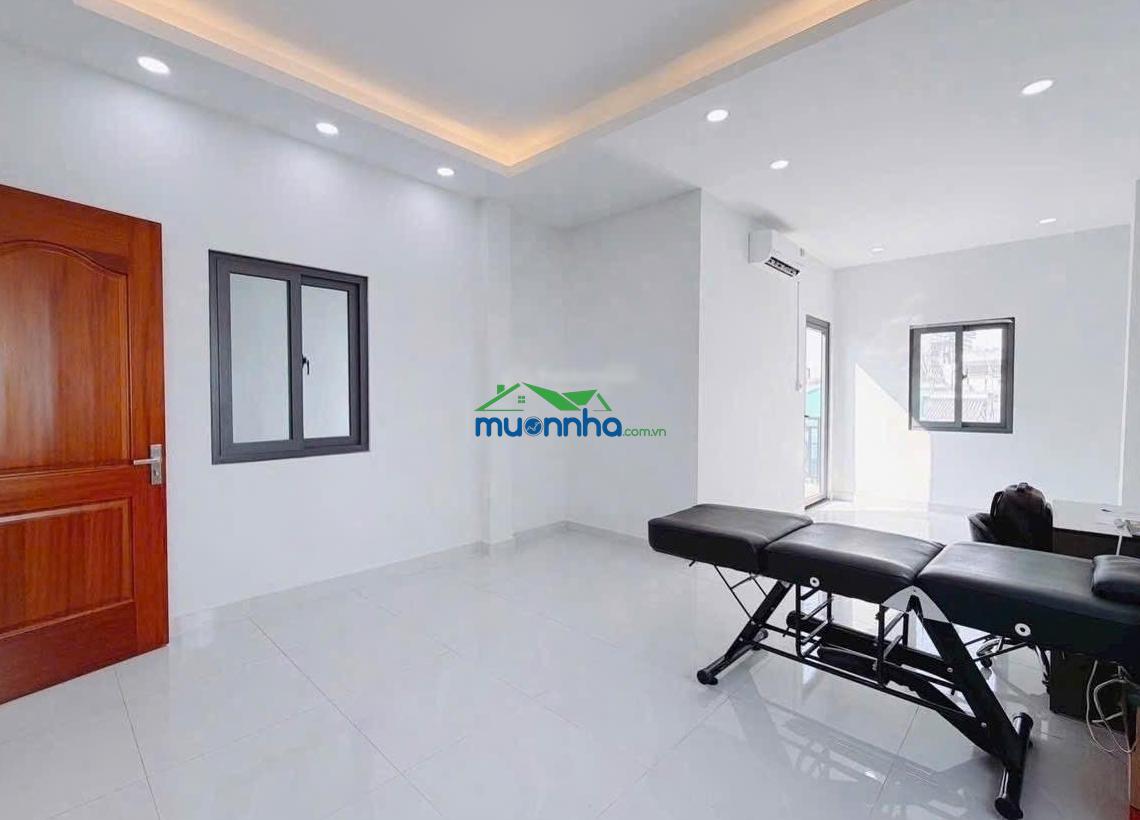 Trần đình xu quận 1, dt 56m2/49, hẻm ô tô 5m, 4 tầng mt 30m