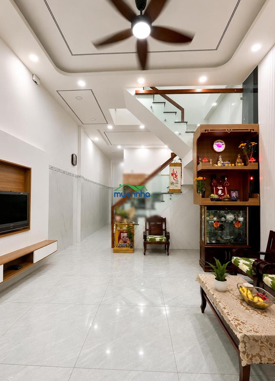 Nhà 1/ ngay chợ bình trị đông - tên lửa. ngang lớn 4.4x13.5m - 3 pn (có pn trệt) - 4
