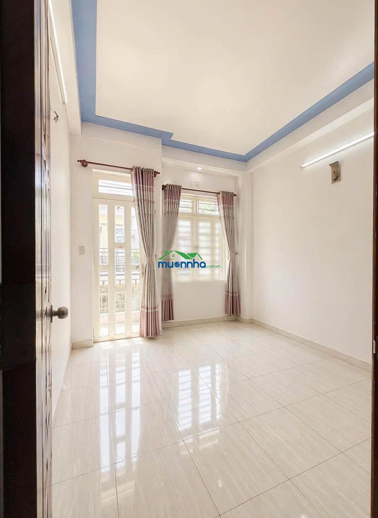 Bán nhà 3 tầng. hẻm 6m thông ô tô ngủ trong nhà. nhỉnh 4 tỷ - 2