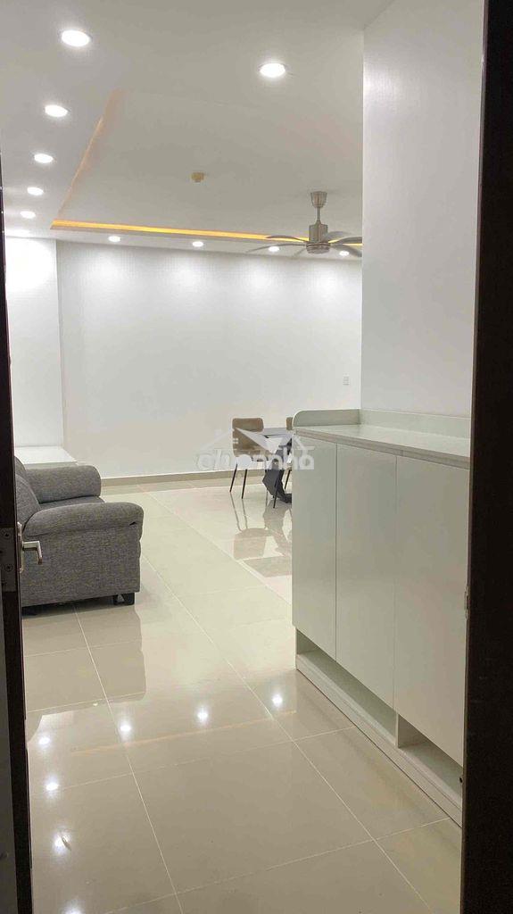 Bán căn hộ d27 tầng cao chung cư belleza q7