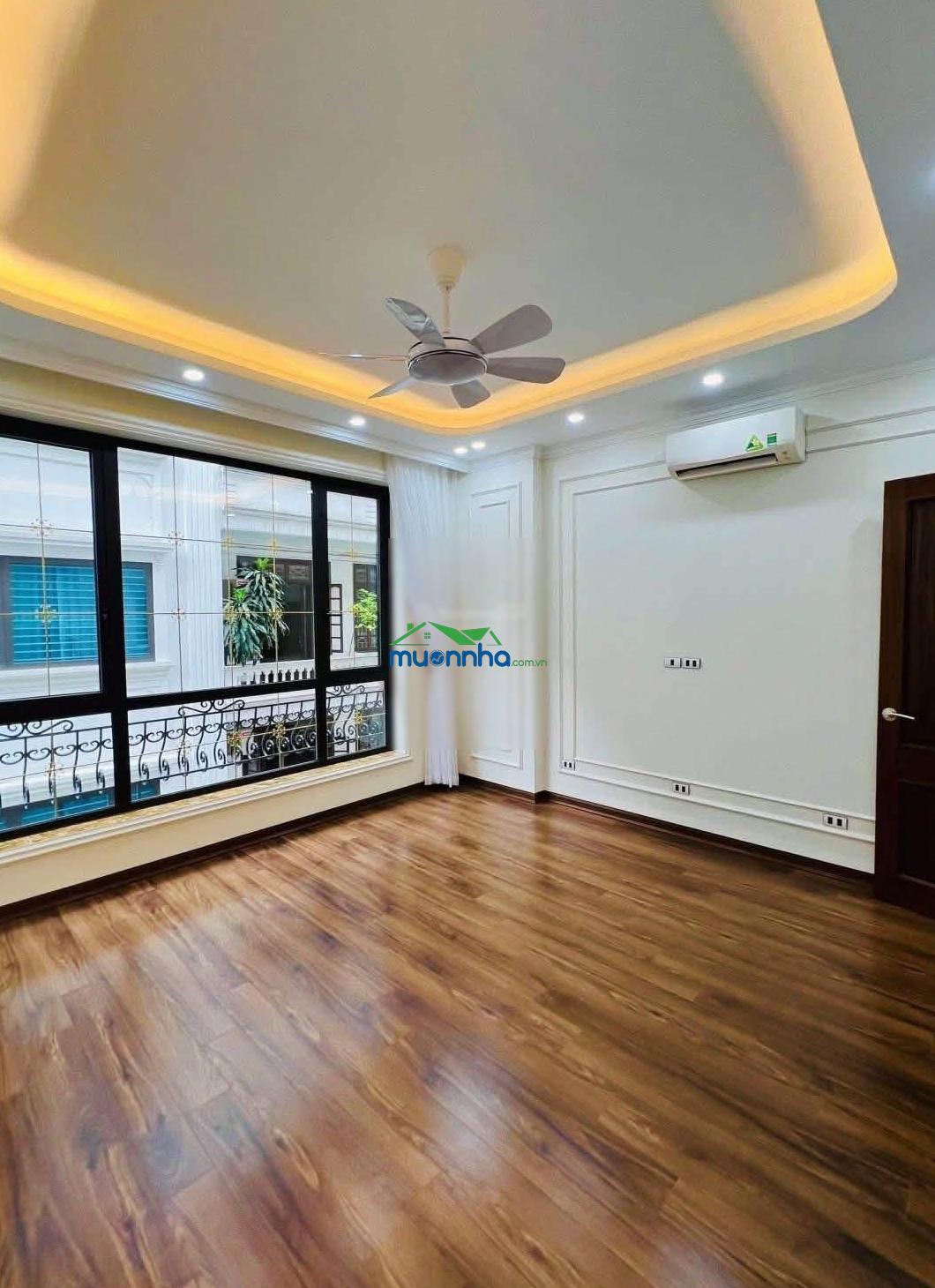 Nhà đẹp diện tích 72.1m2, 4 tầng ngay trường thpt dương văn thì giá 6.5 tỷ