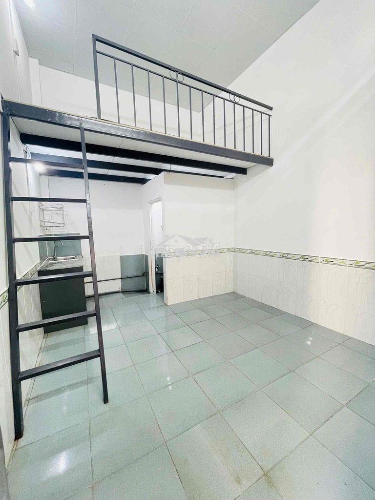 Phòng  mới thoáng ngay quang trung, siêu thị coop mart quận 9, - 3
