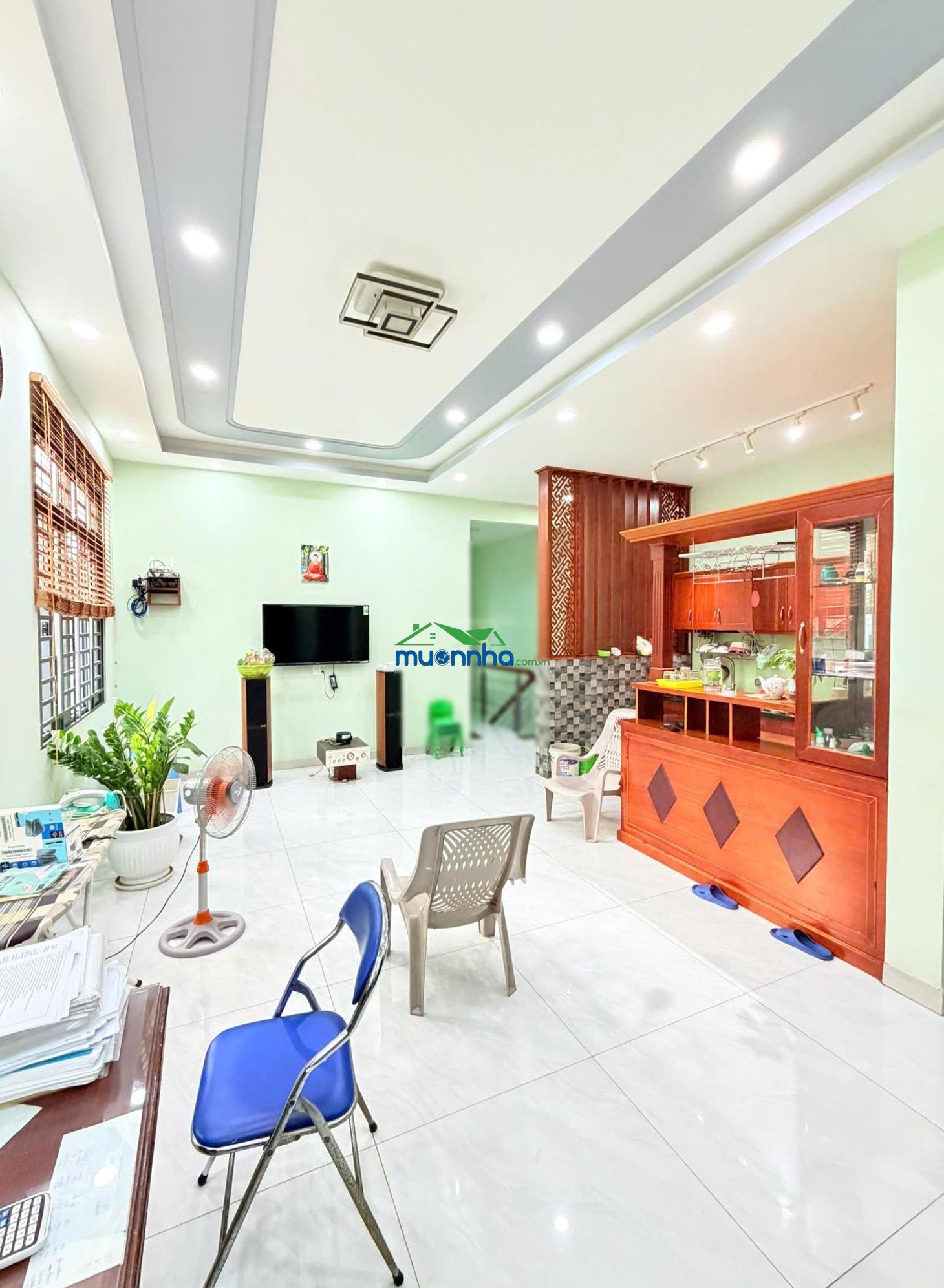 Chuyển công việc, cần bán 84 năm châu, sát chợ bà hoa, mặt tiền 15m, 90m² x 2t, giá 12,2 tỷ