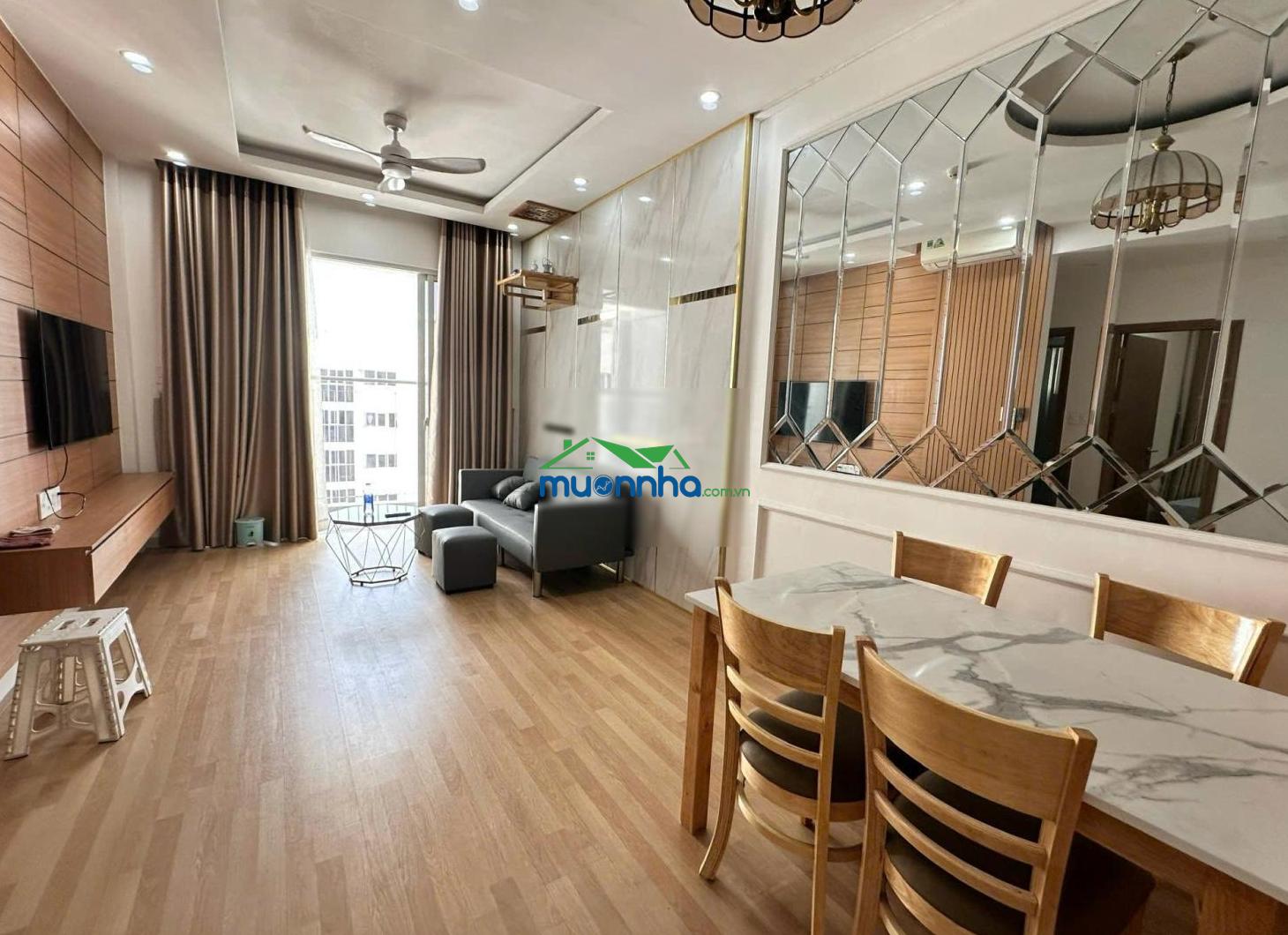 Bán habitat lầu 18 đang cho thuê 10 triệu có ban công