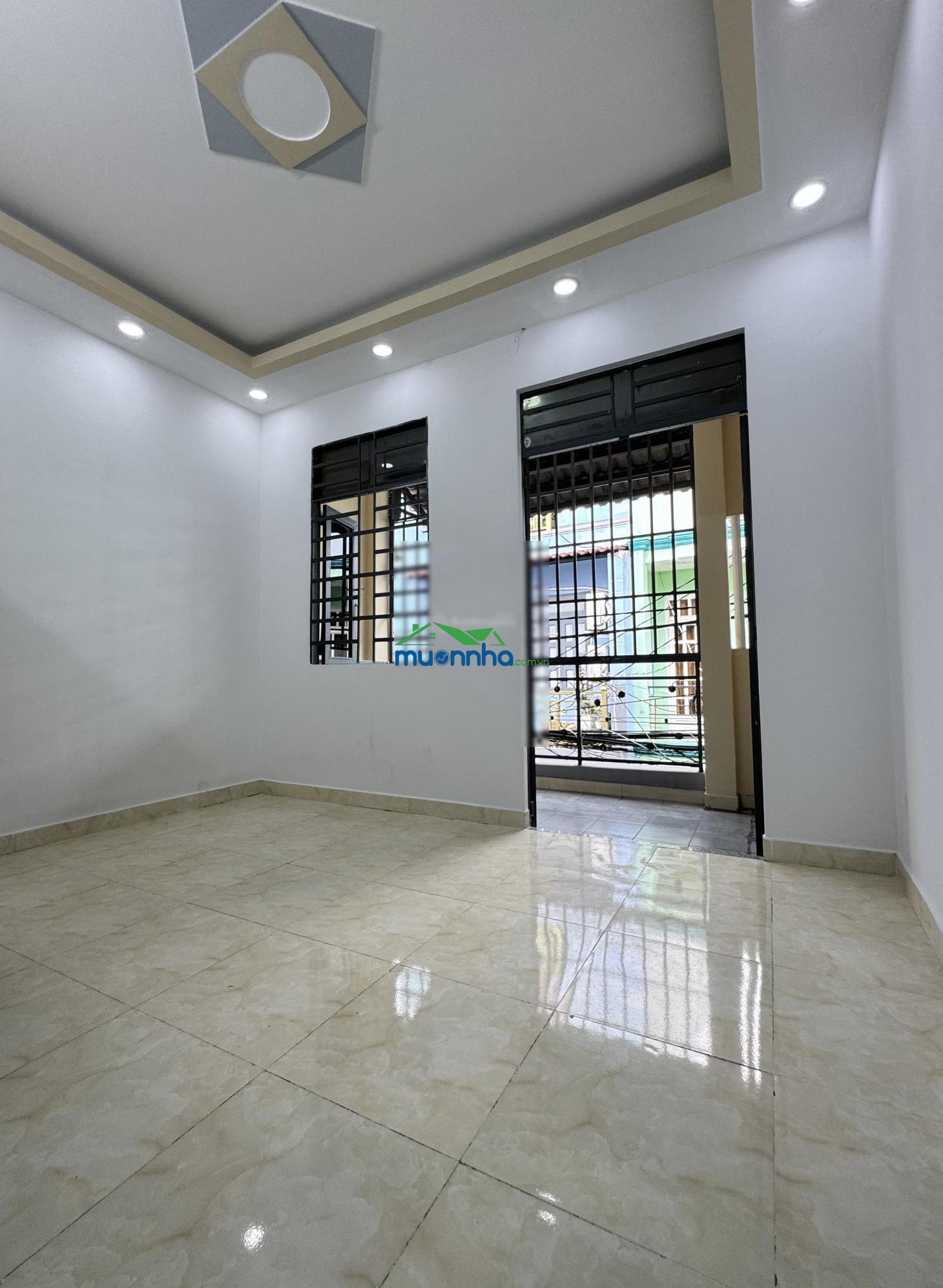 Nhà mới lê văn quới, dt 4x9m, 3 tầng 3pn 2wc, hẻm 4m thông, ko qh, nhỉnh 4 tỷ nhỏ xíu