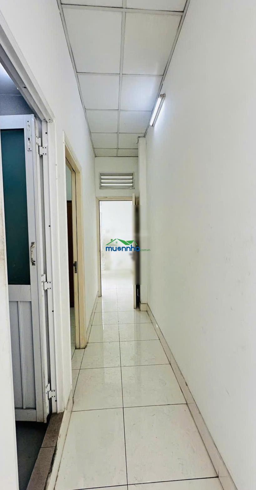 Bán nhà ngay ngã 4 thủ đức - hiệp phú - 105m2 - 2 tầng - 4pn - ô tô ngủ trong nhà - 3