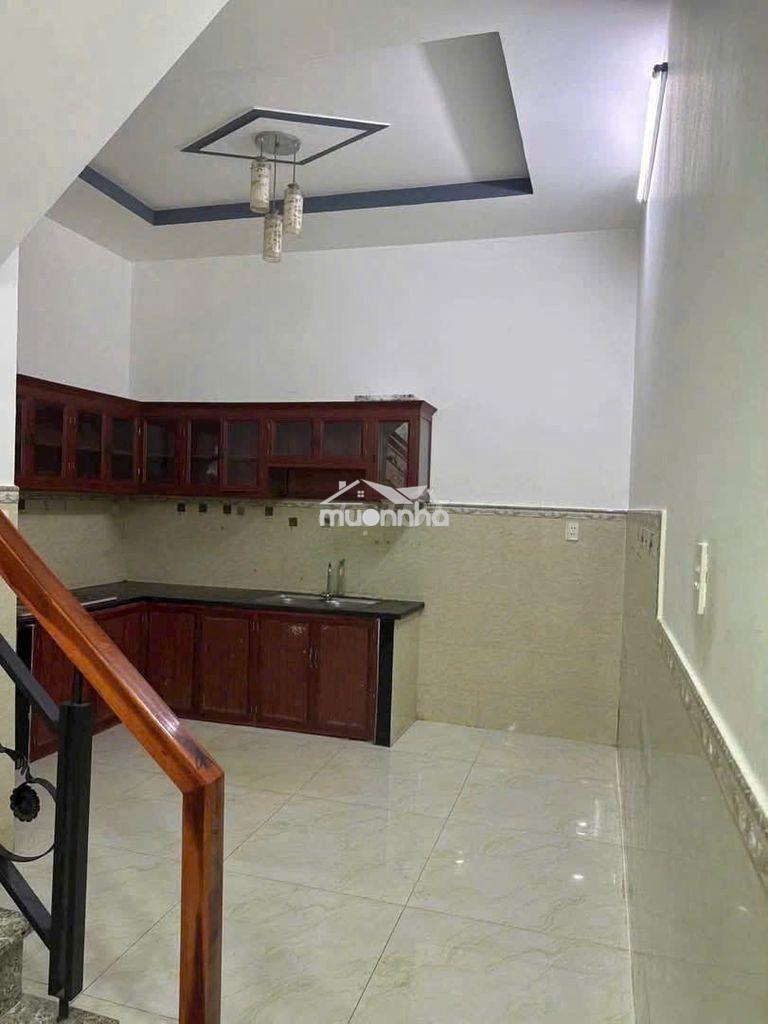 Nhà đẹp rẻ đường tl 9, xã bình mỹ, củ chi cũ  đúc 1 trệt, lầu - 4