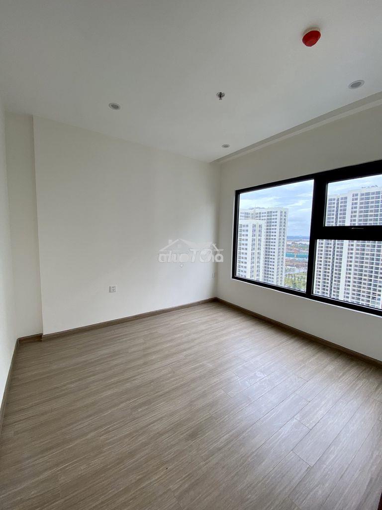 Cho thuê căn hộ góc 2pn+ vinhomes grand park nhà trống view hồ bơi - 4