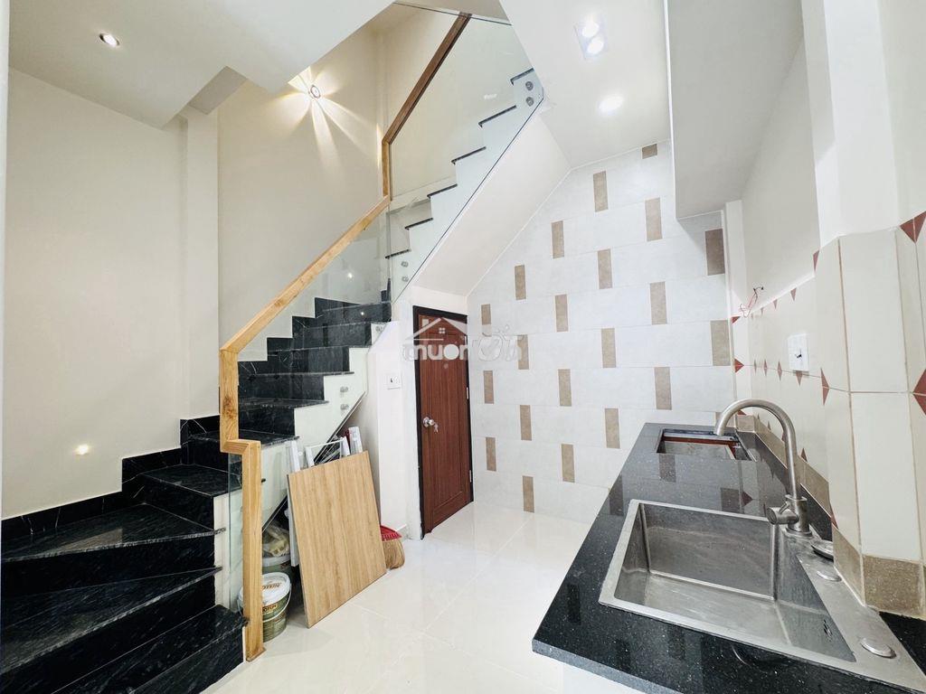 Giảm 150 triệu  nhà đẹp đường nguyễn đình chiểu quận 3 - 4