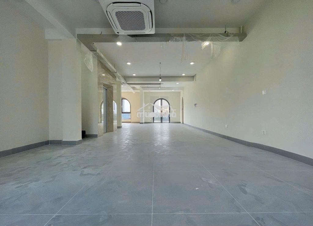 Cho thuê tòa văn phòng 1200m2 trung tâm quận 2 - 2