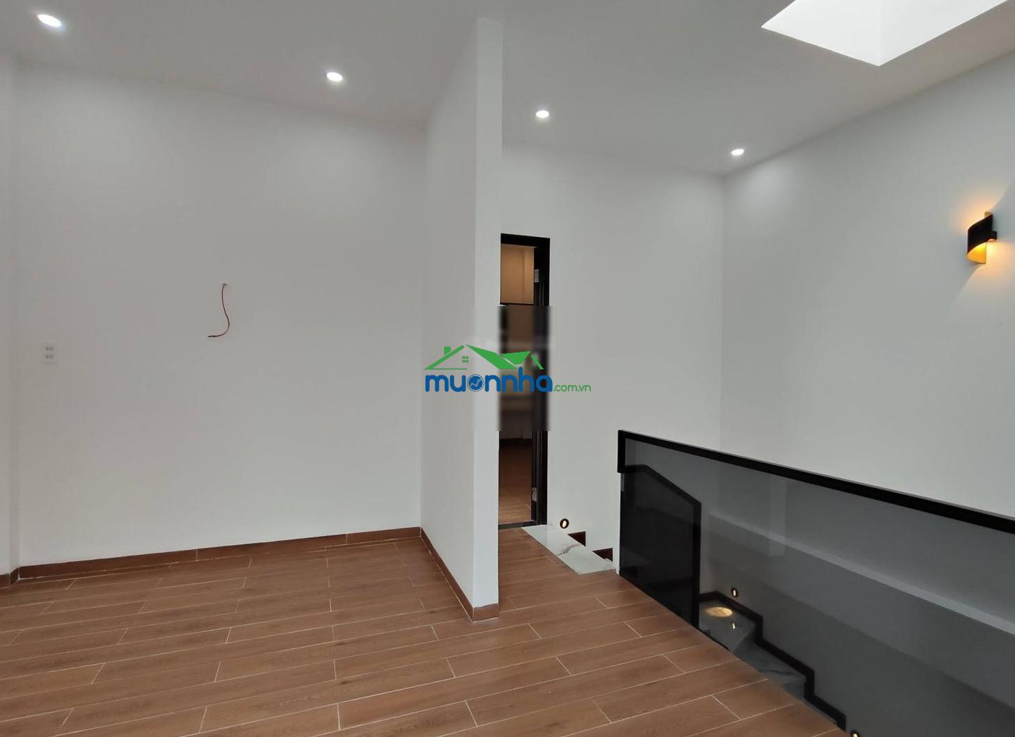 Nhà 3 tầng đúc khu vực trần cao vân, p6, q3, dt 72m2, giá 4tỷ720tr cho thuê 26tr, sổ riêng - 3