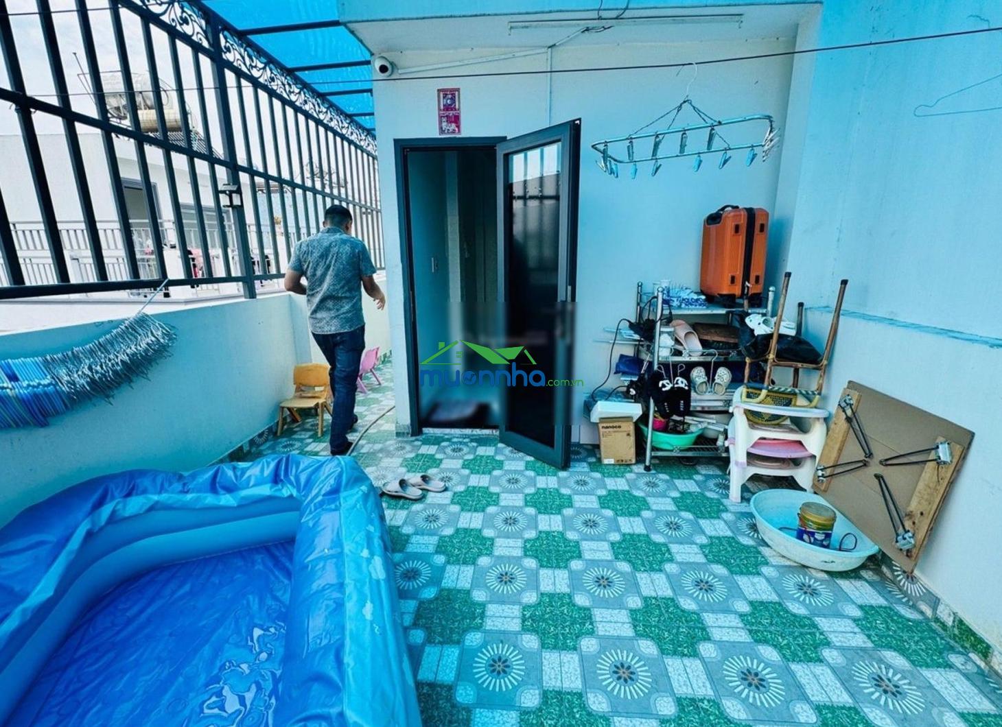 Nhà đẹp 4 tầng - hẻm xe tải tránh - 49m2 lô góc - gần cầu chà và - chỉ 5,7 tỷ tl - 2