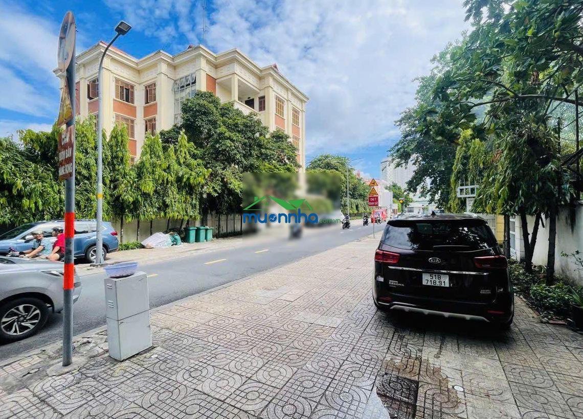 Tầng kiên cố - khu nội bộ dân cư tri thức - thích hợp để ở cho thuê - cách xe hơi 20m.