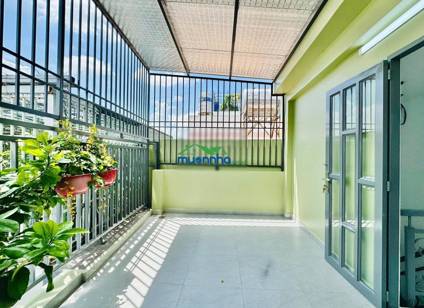 Nhà 4 tầng 56.7m² hẻm 2.5m, chỉ 50m ra mặt tiền, ngay siêu thị emart 2