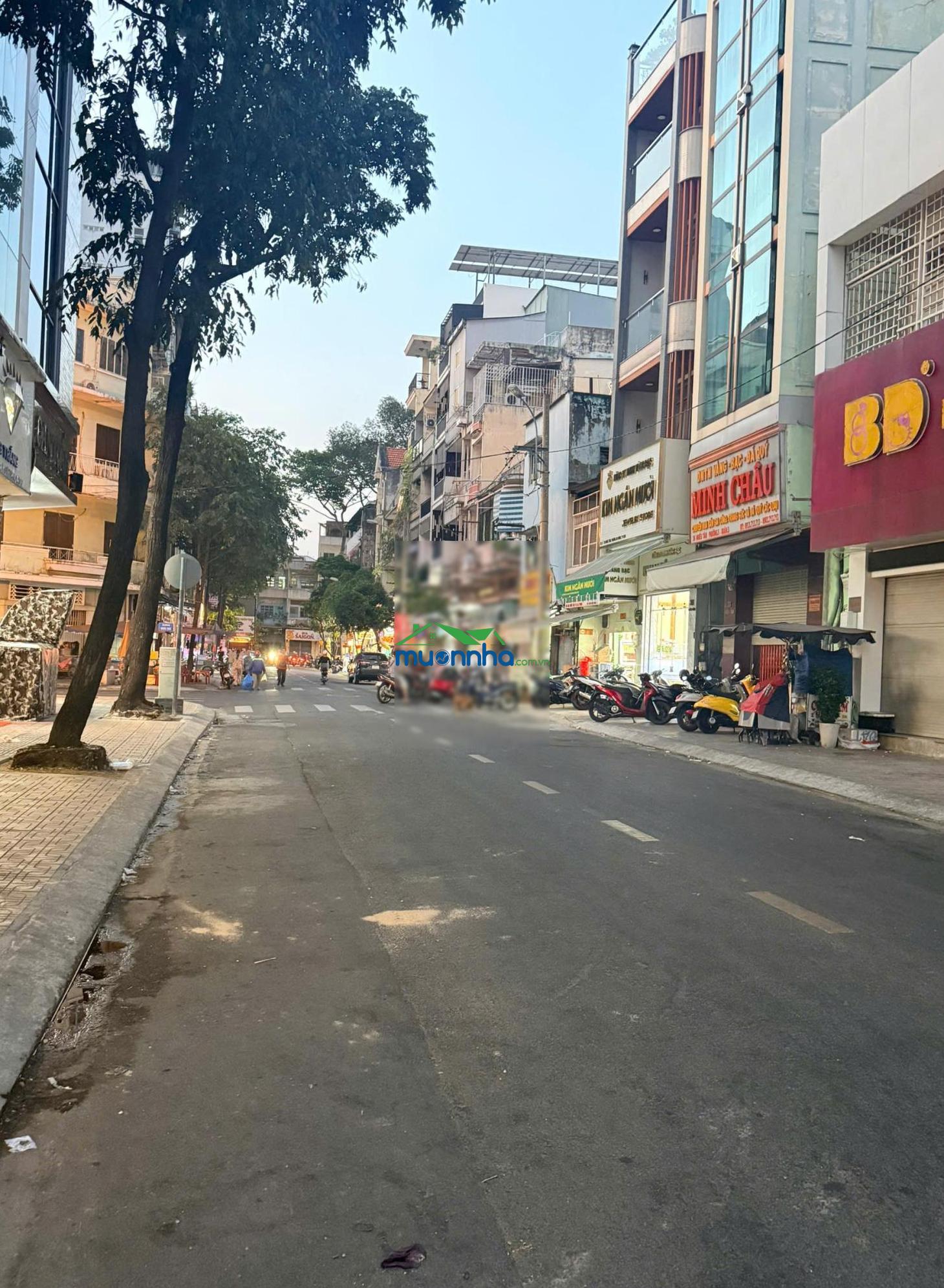 Bán nhà đường hoàng dư khương q10 dt 14x22 kc 1 hầm 3 lầu giá 63 tỷ tl