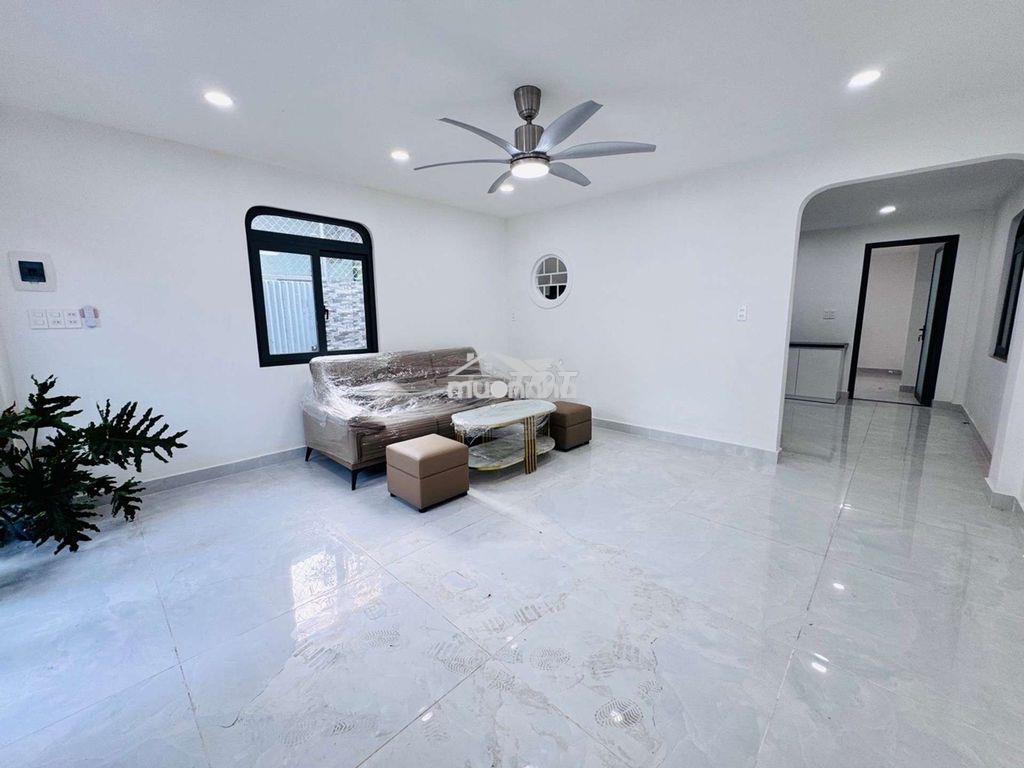 Bán nhà mới ở ngay tăng nội thất - 2