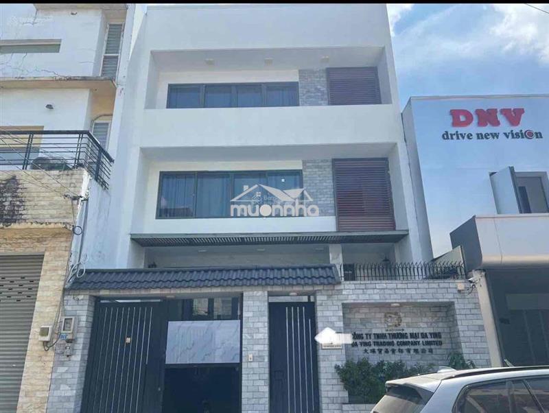Siêu phẩm  biệt thự khu bên sông gần gigamall,có thang máy,hầm 4 tầng