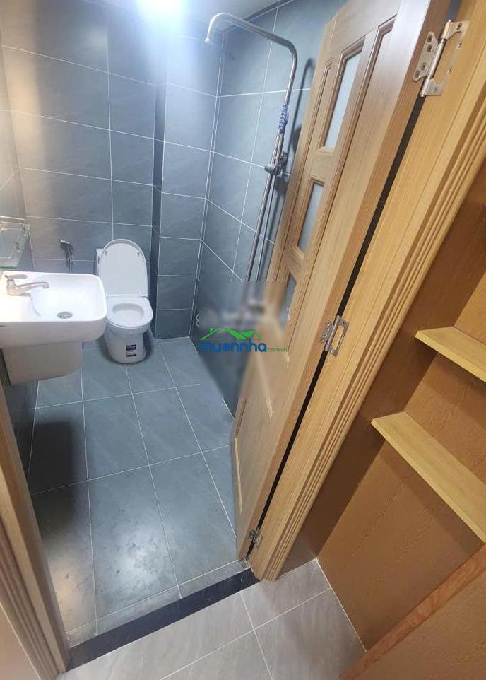 Nhà kế bên phần mềm quang trung. trung mỹ tây q12. giá 3.ty58 sổ hồng riêng