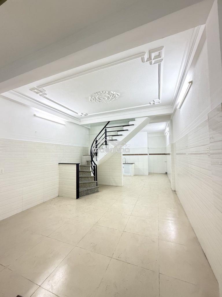 Nhà phú nhuận - hẻm xe hơi - ngang 4.1 m - nhanh tay sở hữu