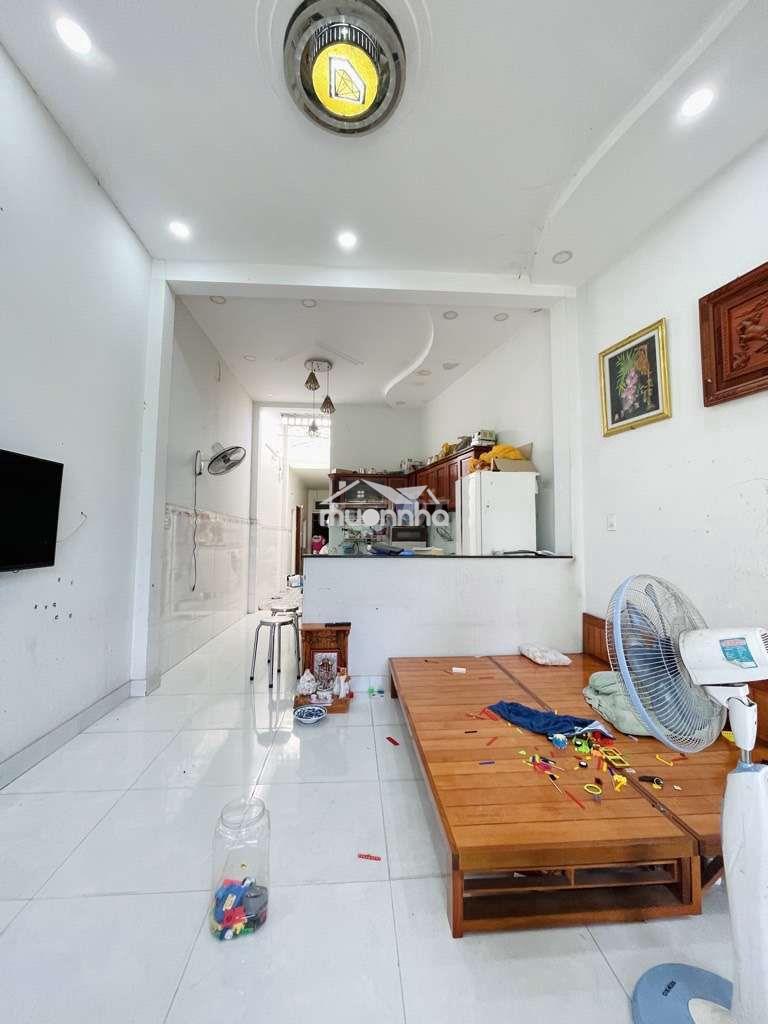 Sổ 6/2025
nhỉnh 4 tỷ tl,
cn 92 m
🔥quận 12 - 5p qua gò vấp - xe hơi