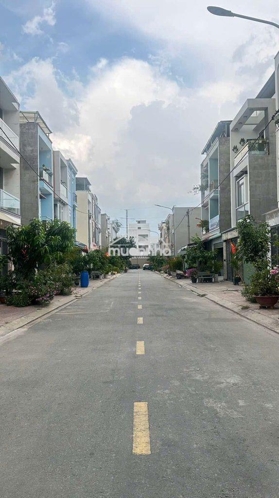 Hạ chào 500tr cần bán căn 1 trệt 2 lầu hoàn công trong khu dc đồng bộ 