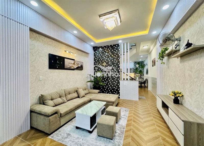 Hẻm 8m thông lê thúc hoạch_5x18m_đúc 3 tấm 4pn_sân thượng