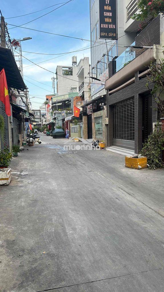 Tân phú chợ ng sơn, phố ẩm thực - 4.3x16 nhà cấp 4, hẻm 8m - 02 mt.