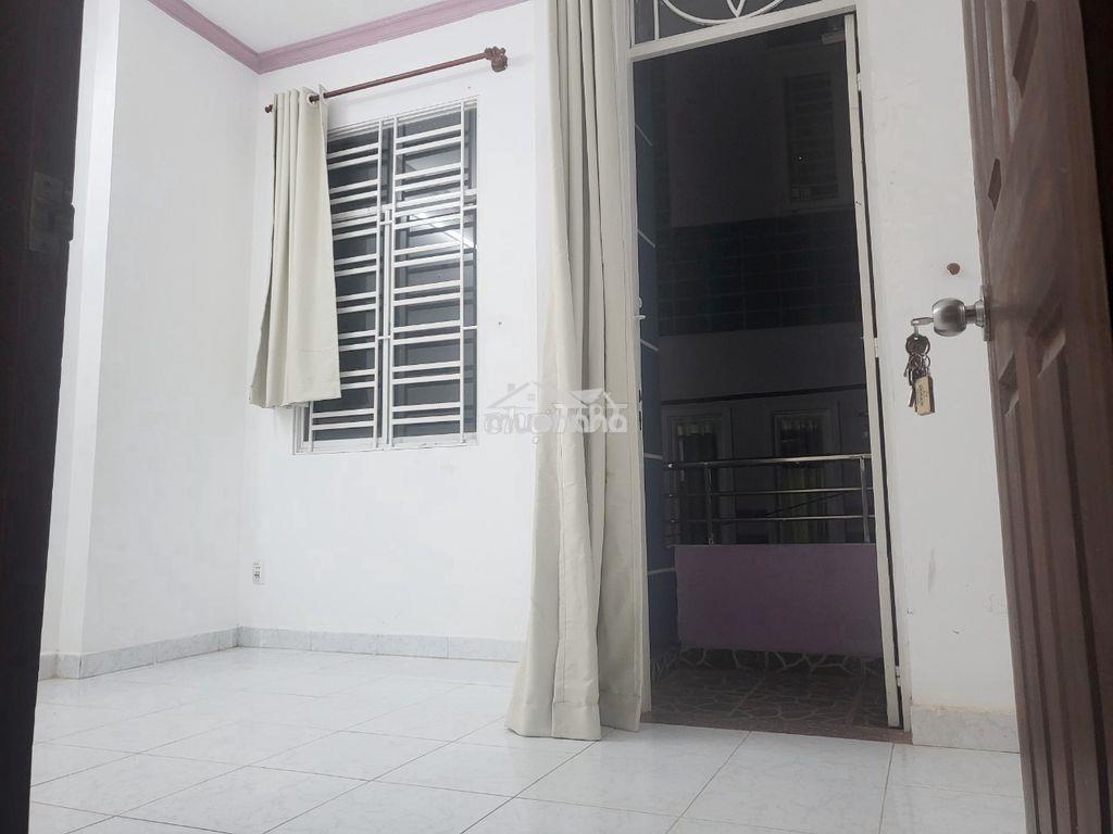 Phòng trọ quận 10 giá rẻ - 2