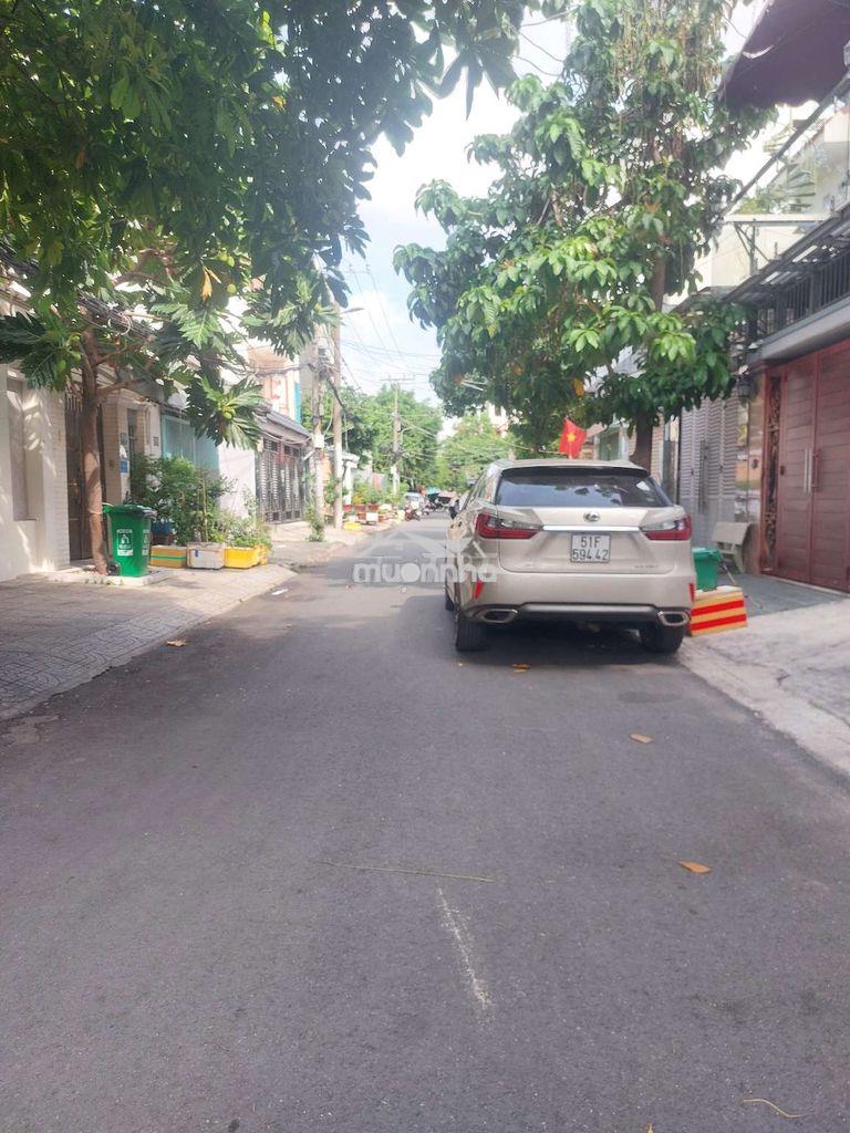Cho thuê nhà hẻm xe tải đường lê ngã. 1 trệt 1  lửng. 2pn, 1wc