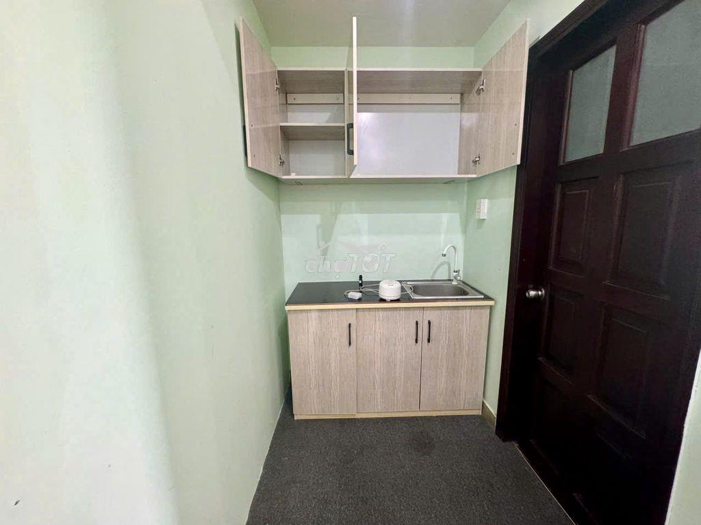 Cho thuê phòng ban công trung sơn: 30m2, lầu1,nội thất đầy đủ - 4