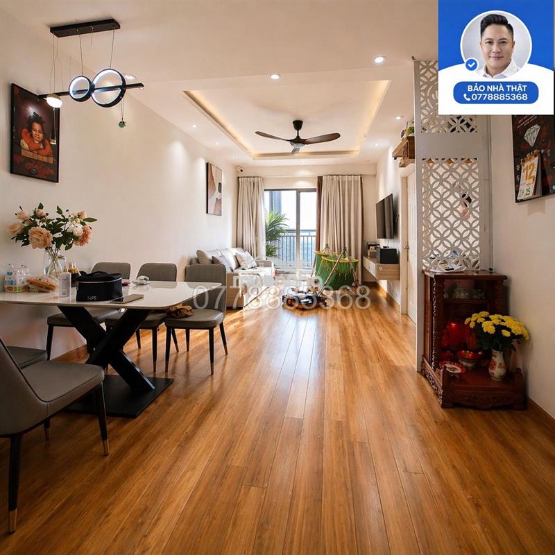 Sổ hồng chính chủ ! 2pn -64m2 + banlcon 2 tỷ 8x,tặng nội thất