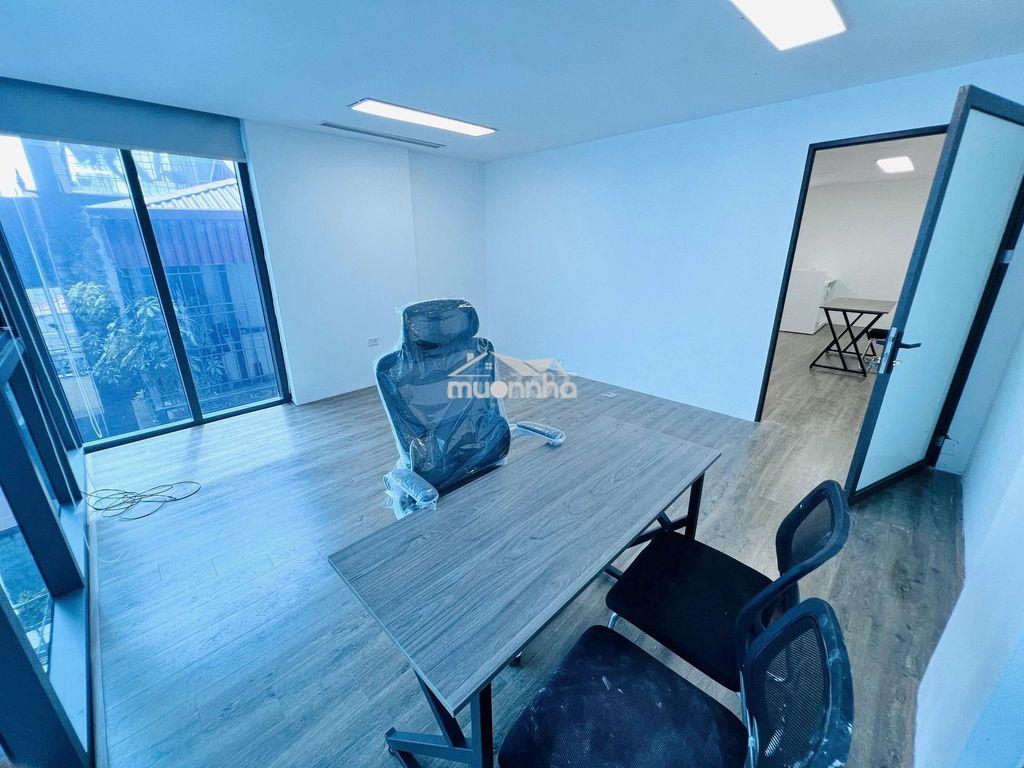 Chủ nhà cần cho thuê tầng 4 nhà mặt phố thụy khuê, tây hồ, dt: 65m2 - 2
