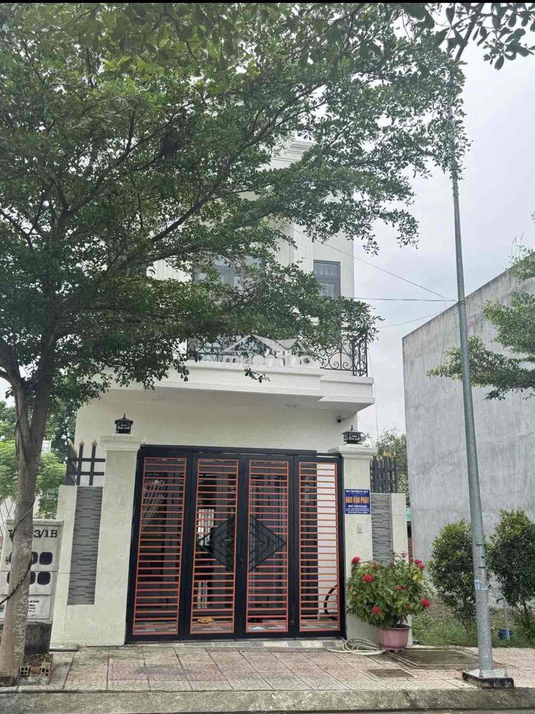 Bán gấp nhà uyên hưng giá 1ty890