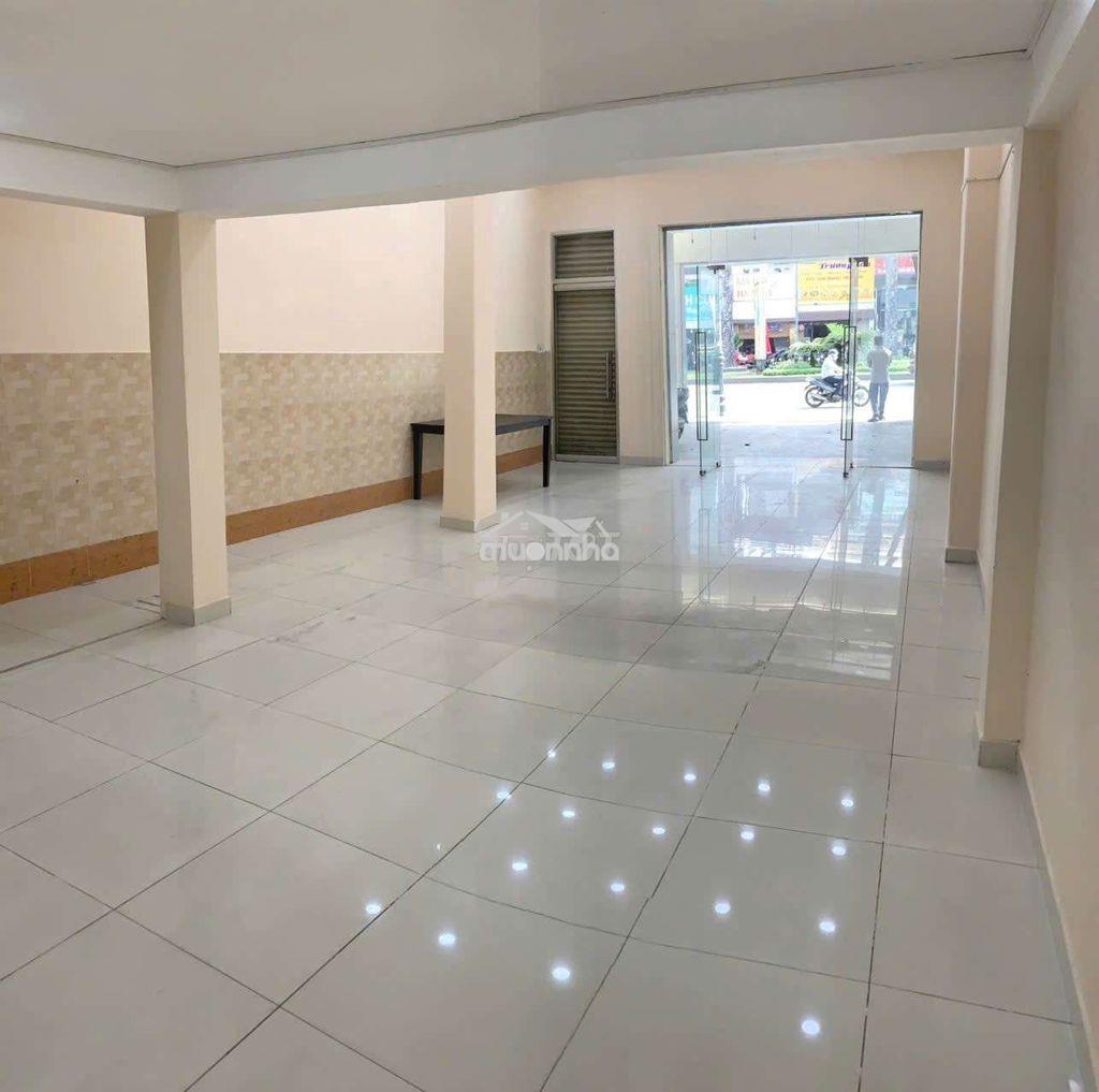 Chính chủ cho thuê mặt bằng ngay mặt tiền trường sơn công viên hvt - 2