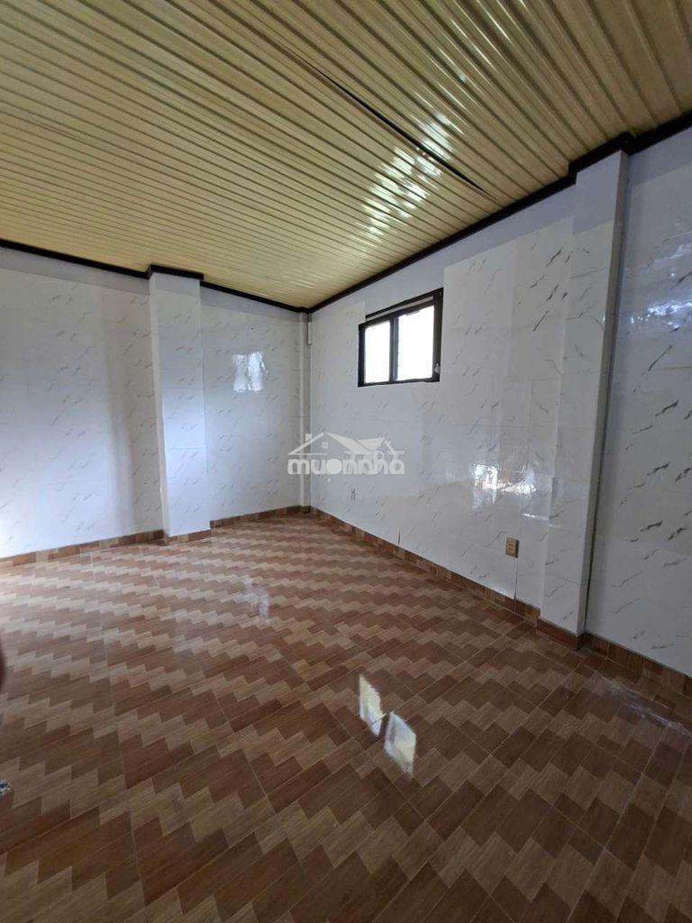 Cho thuê phòng rộng, có khu bếp riêng biệt, thoáng mát, sân vườn - 2