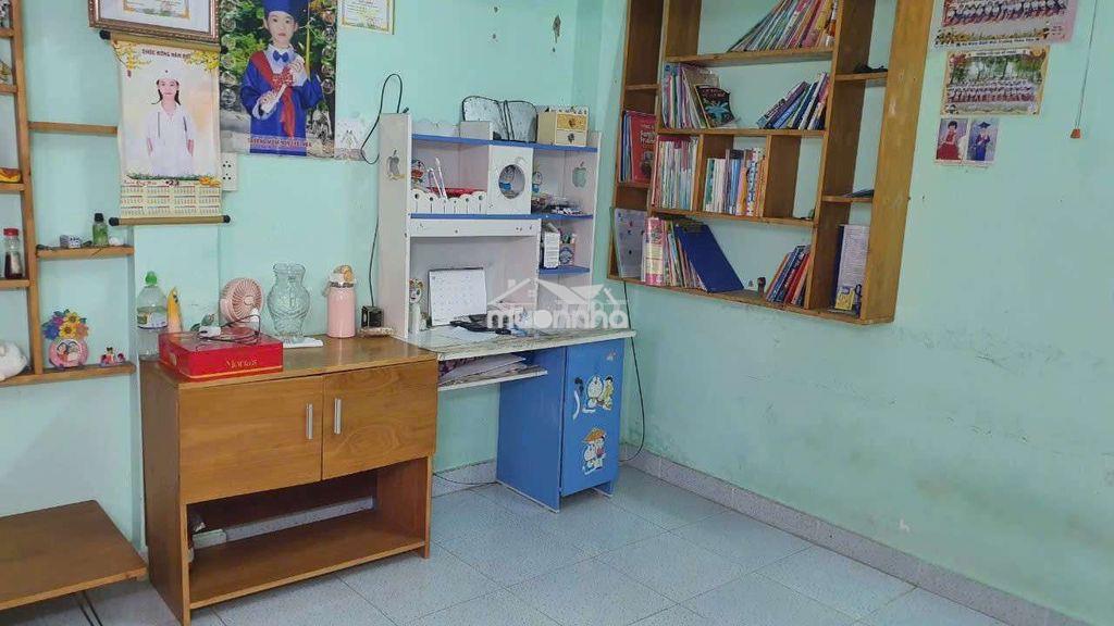 Nhà becamex mỹ phước 1, lầu 2 ,giá 100% tiền:  275 triệu. thuê 2,2tr - 3