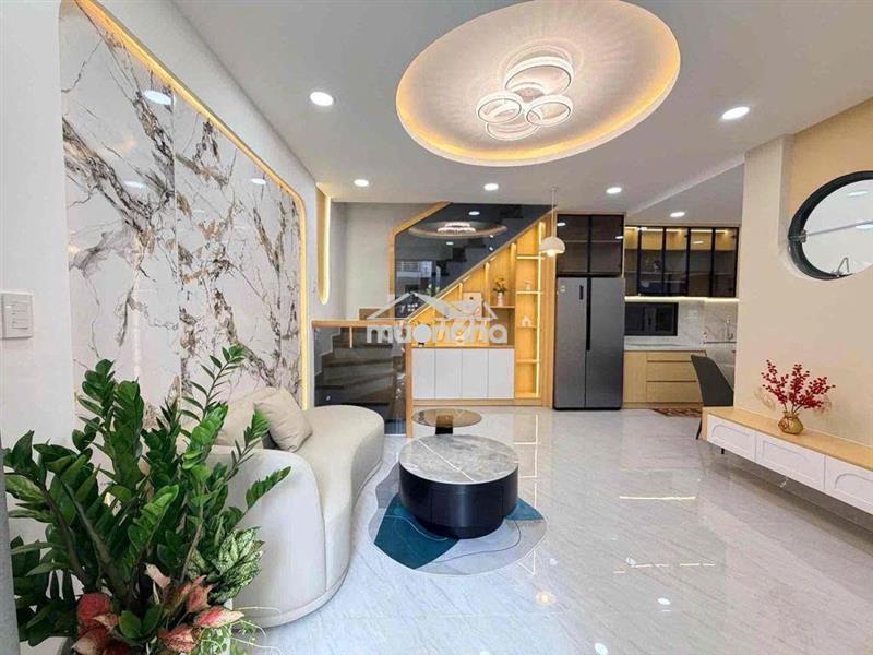 Nhà phố chính chủ 240m2 – sổ riêng – vừa ở vừa kinh doanh