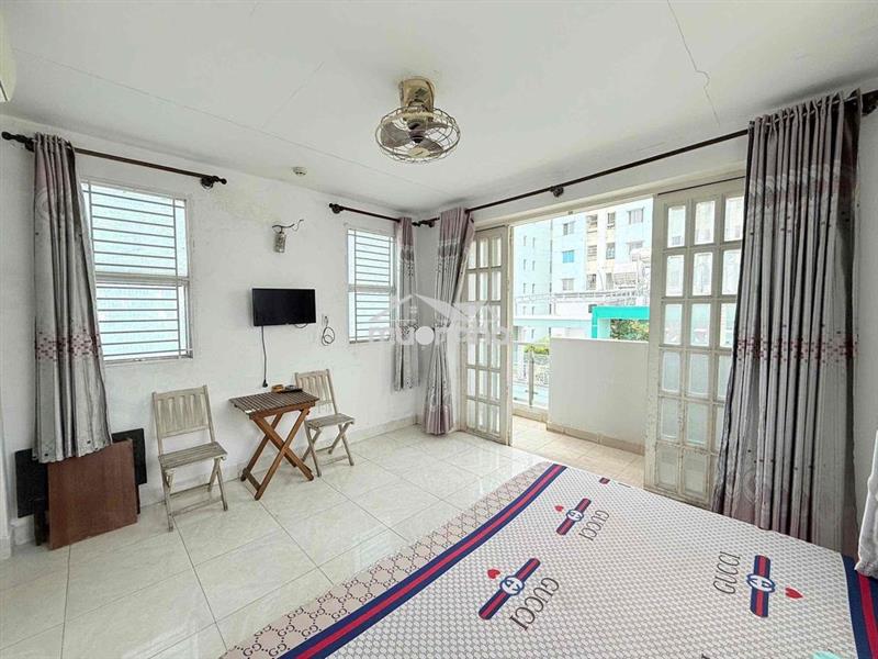 Cho thuê phòng bancol giá rẻ tân phú đầy đủ nội thất gần aeon tân phú