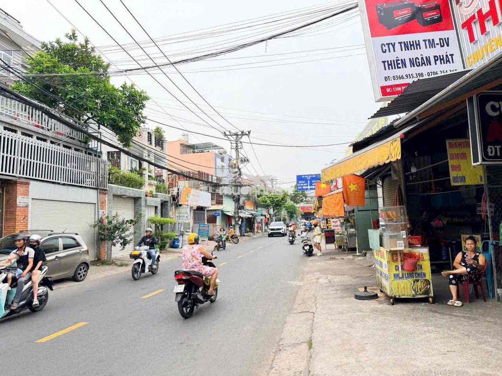 Giá đầu tư -đất mặt tiền ngang 8 ngay phạm văn đồng- gpxd hầm + 7 tầng - 3