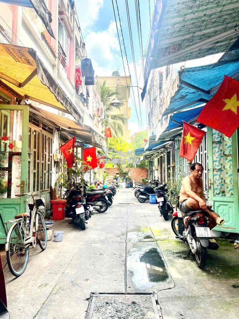 Bán nhà ngay bình quới - 2